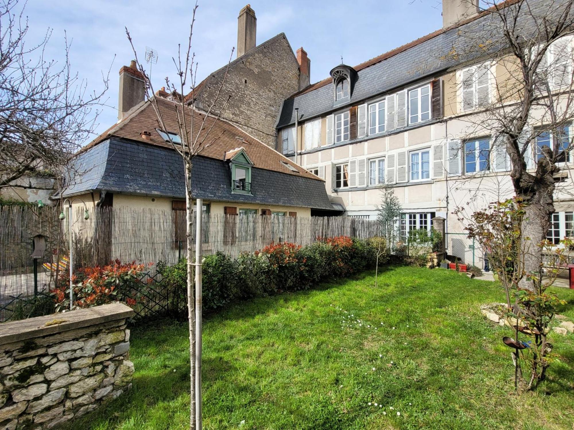 La Cour Du Chateau ลาชาริเต-ซูร์-ลัวร์ ภายนอก รูปภาพ